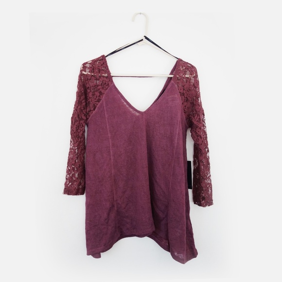 NWT PLUM LACE BLOUSE with openback F21 - Picture 1 of 3
